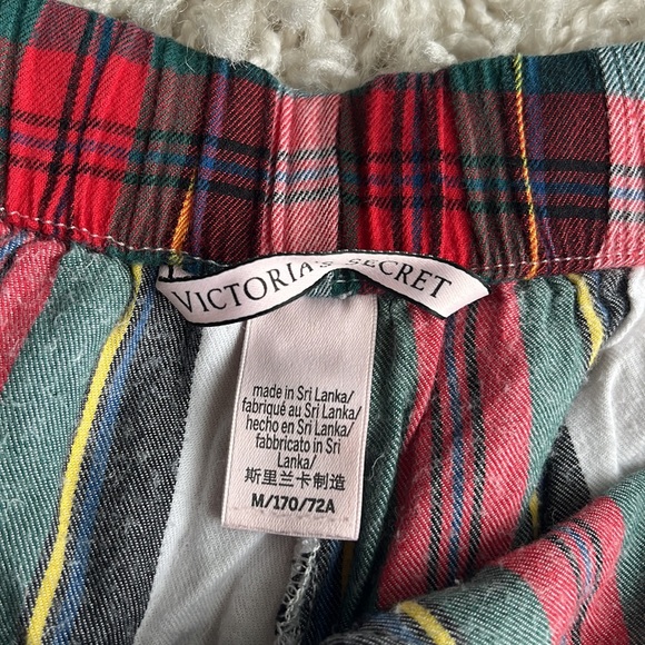 Victoria’s Secret Sleep Shorts - Picture 4 of 6